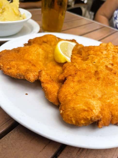 Vienna: Food tasting tour of Hidden Gems (Small Groups) - Stops 3 and 4: wine tastings with Grüner Veltliner and sausage with goulash