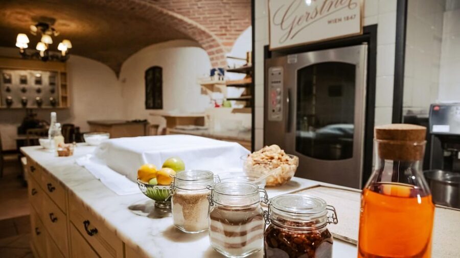 Vienna: Gerstner KuK Hofzuckerbäcker Baking Show & Tasting - Should you book Gerstner’s strudel show at Schönbrunn?
