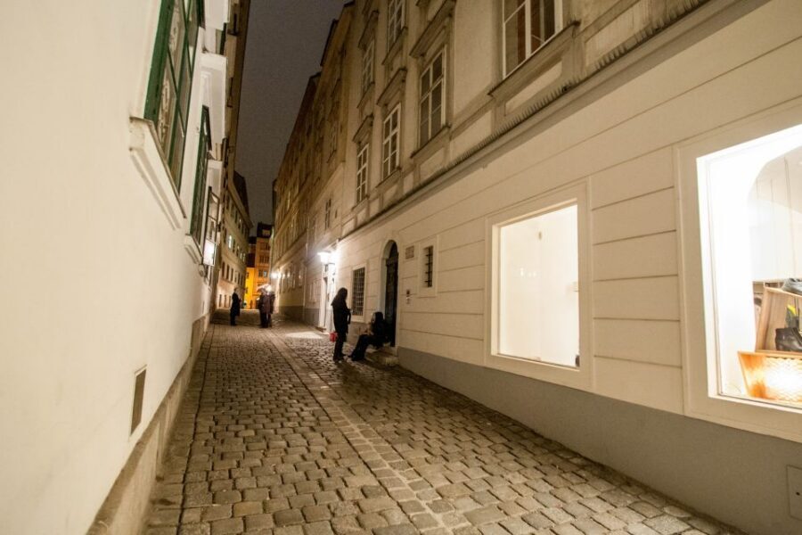 Vienna: Ghosts and Legends Guided Nighttime Walking Tour - Neuer Markt After Dark: The Fun Kind of Unsettling