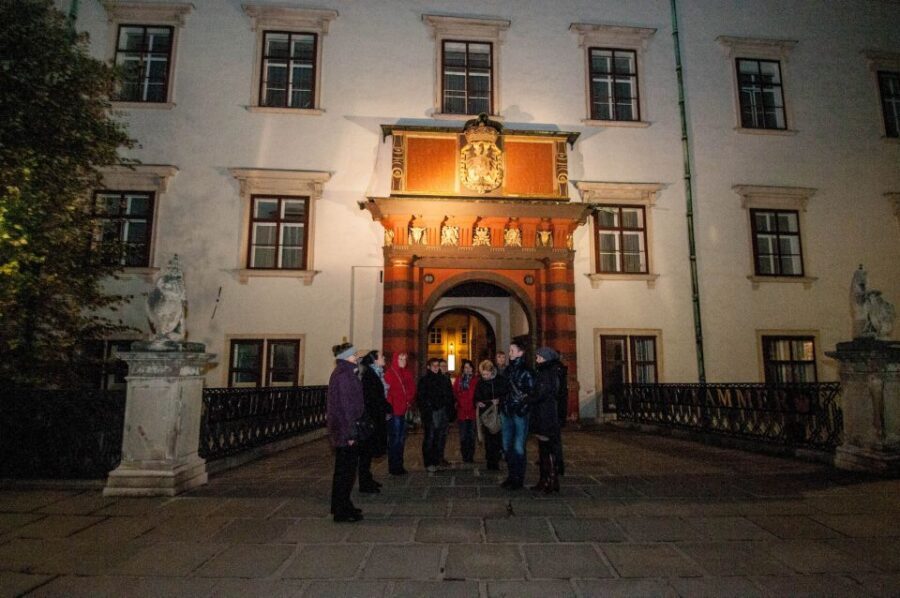 Vienna: Ghosts and Legends Guided Nighttime Walking Tour - Vienna and Dracula: Vampires, Witches, and How Stories Travel