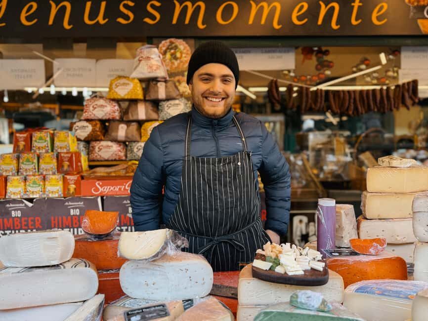 Vienna: Guided Food Tour with 8+ Food Tasting & Secret Dish - Kasëkrainer at an Iconic Stall: Local Comfort Meets Street-Worthy Fame