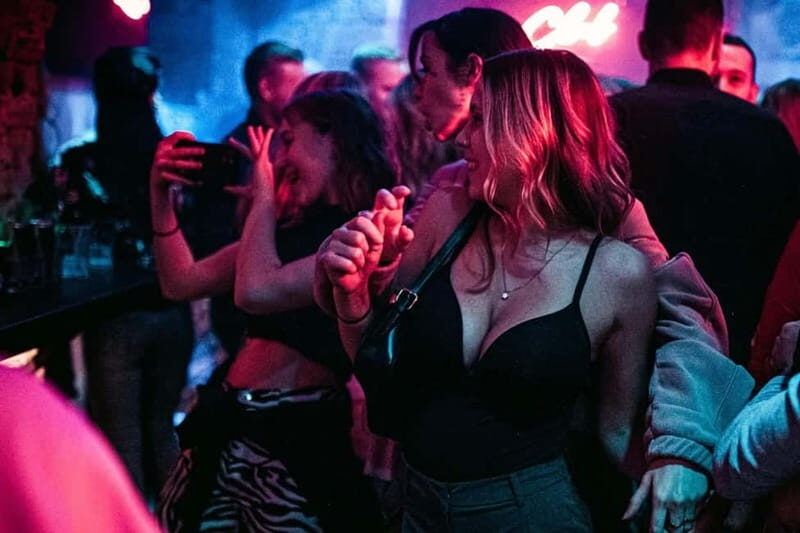 Vienna: Guided Pub Crawl with Club Entry - Kaktus Club: When Vienna Goes From Drinking to Dancing