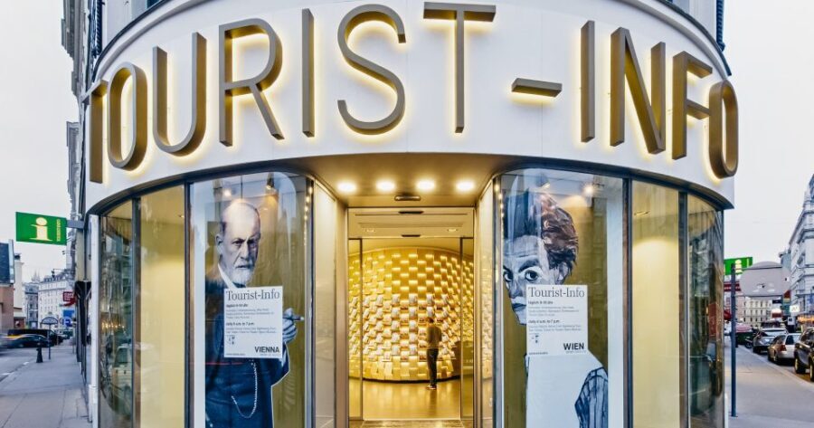 Vienna: Guided Walking Tour of City Center Highlights - Spanish Riding School exteriors and Lipizzaner training context
