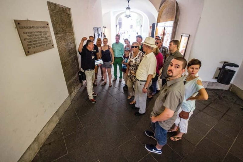 Vienna: Habsburgs Capital, 2hrs. Historical walking Tour - How the guides shape the experience: Herbert, Wolfgang, and Dorothea style