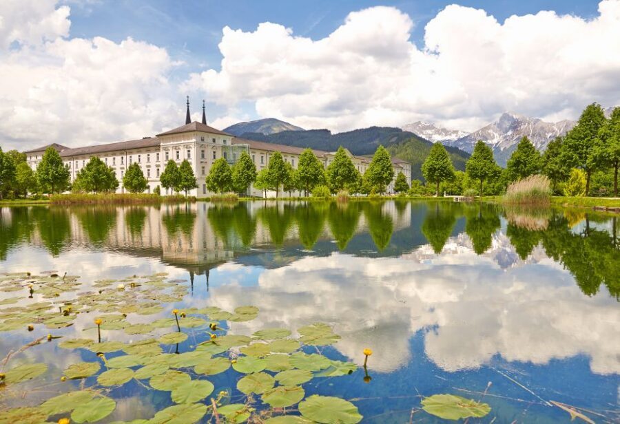 Vienna: Hallstatt & Alpine Peaks Day Trip with Admont Abbey - Price Check: Is $163 Good Value for Vienna to Hallstatt and Admont?