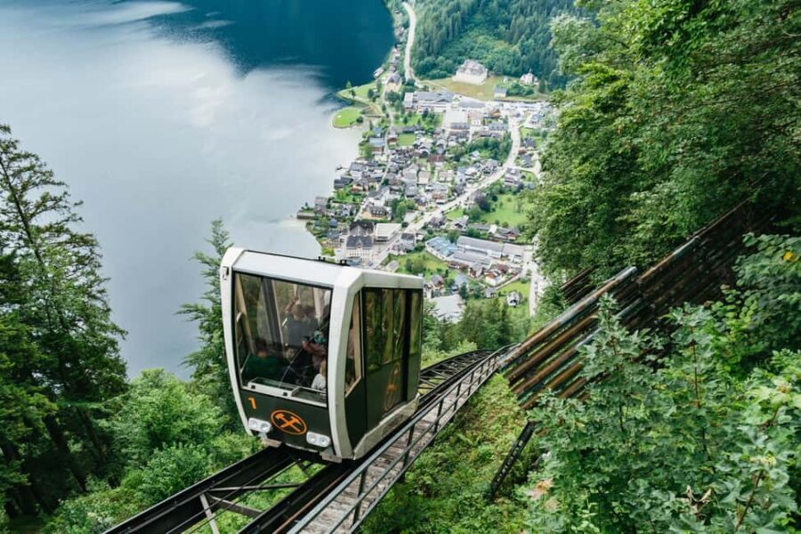 Vienna: Hallstatt Day Trip with Boat Ride Option - Vienna to Hallstatt in 13 hours: how the timing feels