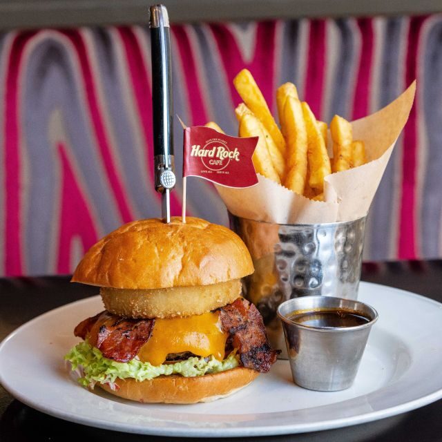 Vienna: Hard Rock Cafe with Set Menu for Lunch or Dinner - Inside the cafe: memorabilia, bar energy, terrace time, and acoustic sessions