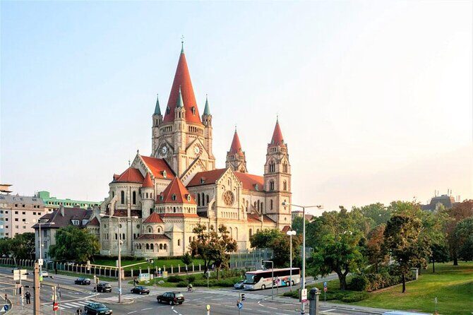 Vienna Highlights: Private Guided Walking Tour - Key highlights (what makes this tour work)