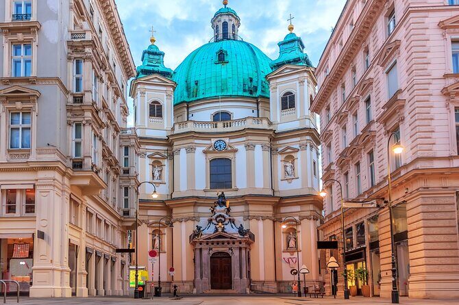 Vienna Highlights Self guided scavenger hunt and Walking Tour - Pace, breaks, and who this hunt fits best