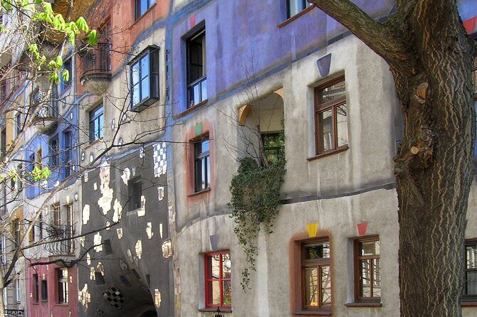 Vienna Highlights Self guided scavenger hunt and Walking Tour - How the app leads you through Vienna’s major sights