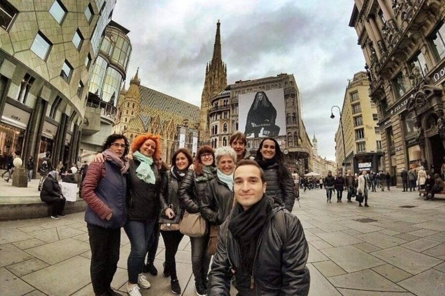 Vienna: Highlights Walking Tour with a Local Guide - Neue Burg, Hofburg, and Heldenplatz: power meets public space