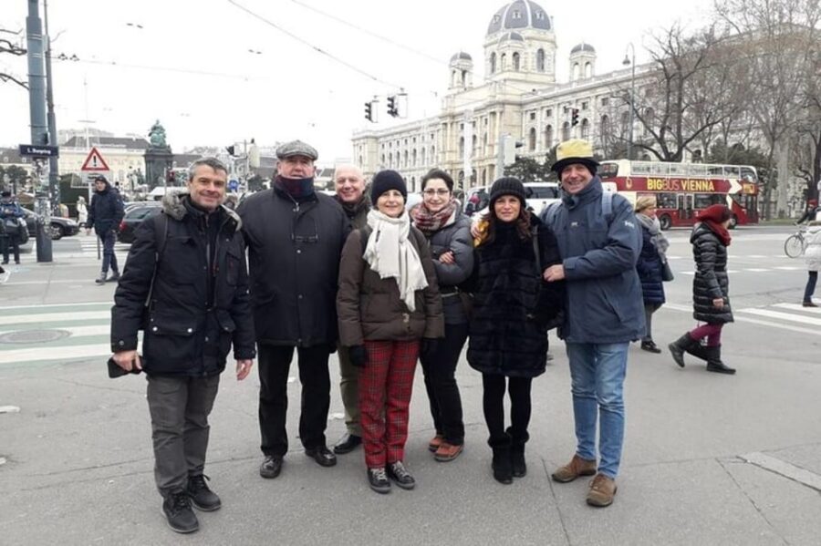 Vienna: Highlights Walking Tour with a Local Guide - What you get for $38 in 3 hours (and why that can be good value)