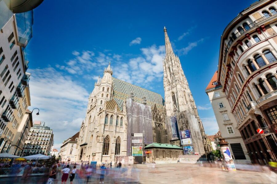 Vienna: Hop-On Hop-Off Sightseeing Bus Tour in 19 Languages - Blue Line: Museums, Prater, Hundertwasser, and Danube Views