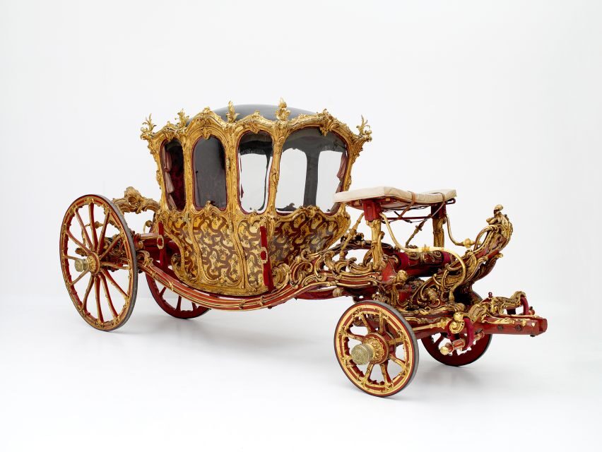 Vienna: Imperial Carriage Museum in Schönbrunn Palace Ticket - The Baroque imperial coach: the centerpiece you should plan around