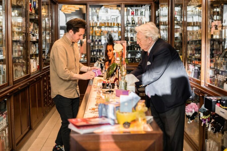 Vienna: KuK Perfumery Filz - Viennese Perfume Tasting - Tips to get the most out of your perfume tasting
