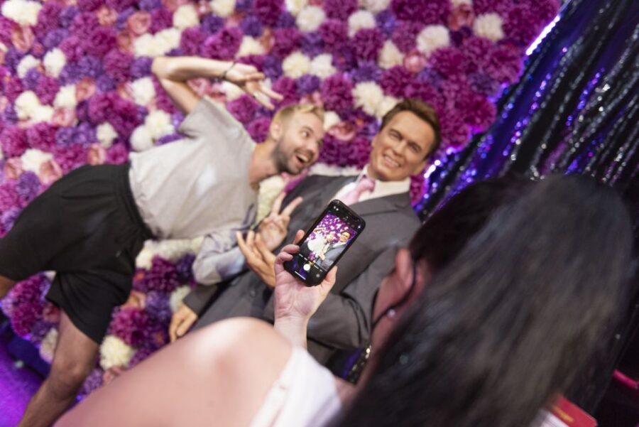 Vienna: Madame Tussauds Admission Ticket - The interactive sets built for selfies (and props that change your photos)