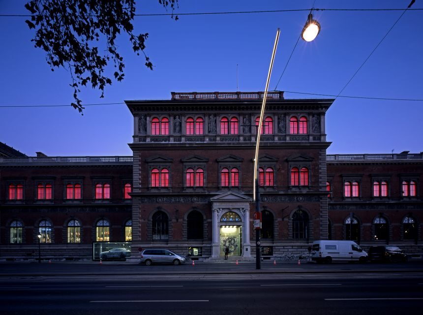 Vienna: MAK - Museum of Applied Arts - Tickets - Entering the Museum: express security and a calmer start