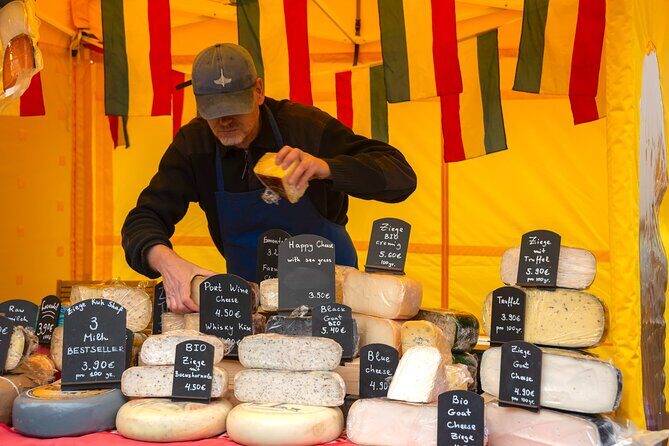 Vienna Market Private Gourmet Tour: Local Tastes and Drinks - Drinks included: wine, beer, and non-alcoholic choices