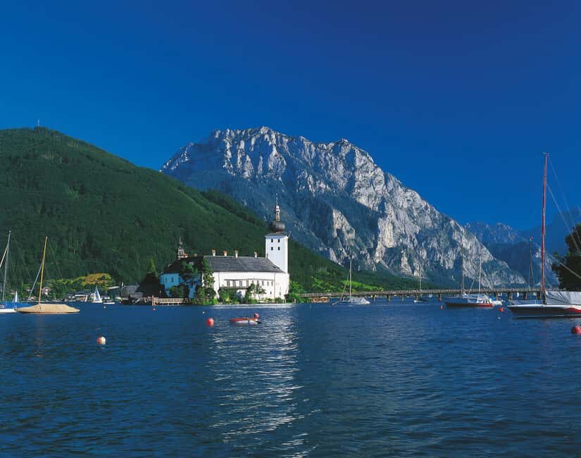 Vienna: Melk, Hallstatt, Salzburg and Mountains Lakes Tour - Salzburg’s Old Town and Sound of Music: A Short Walk With Real Payoff