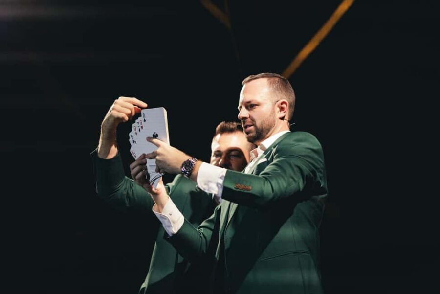 Vienna: Mirage Magic Dinner Show - Value check: is $116 worth it for magic plus dinner?