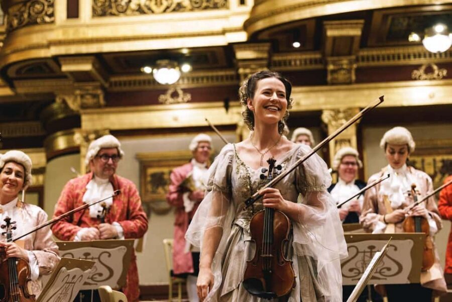 Vienna: Mozart Concert at the Vienna State Opera - Vienna State Opera’s Staatsoper setting: why this concert feels different