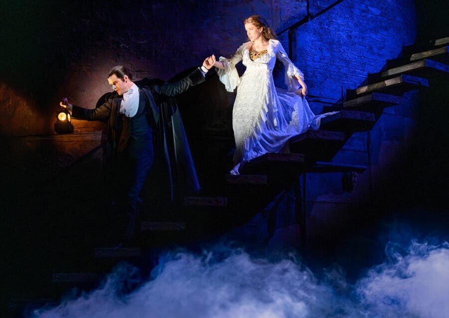 Vienna: Musical Tickets THE PHANTOM OF THE OPERA - Raimund Theater: the Vienna stage for Phantom’s big moments