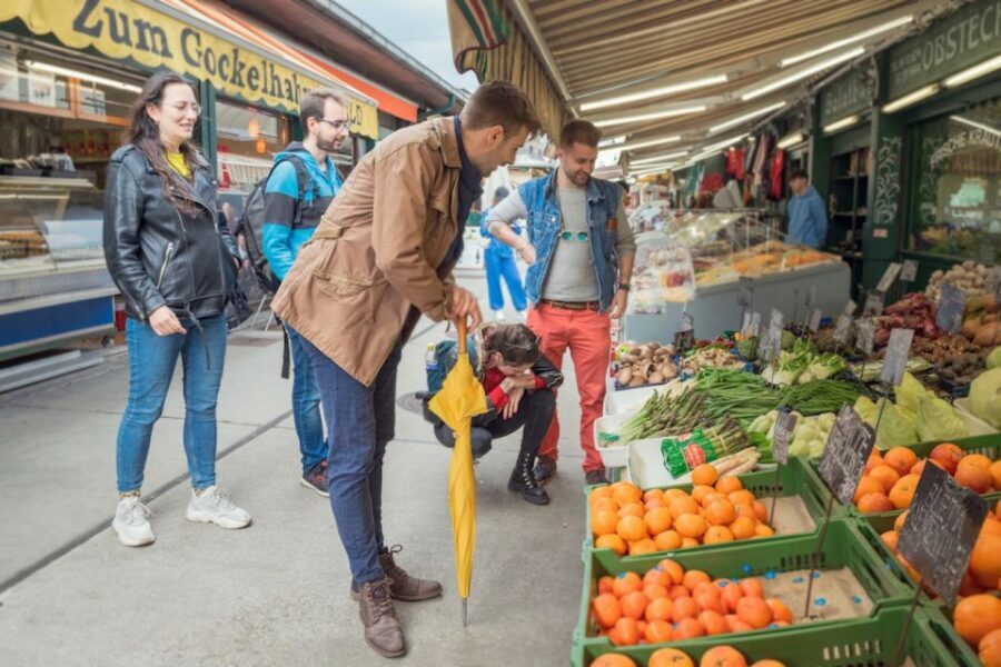 Vienna: Naschmarkt Guided Food Tour - Naschmarkt in 2 Hours: What the Guided Tasting Really Gives You