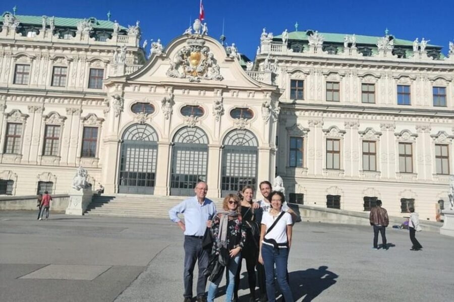 Vienna: Old Town Walking Tour with a Local Guide - Getting your bearings at Albertinaplatz (and why that matters)