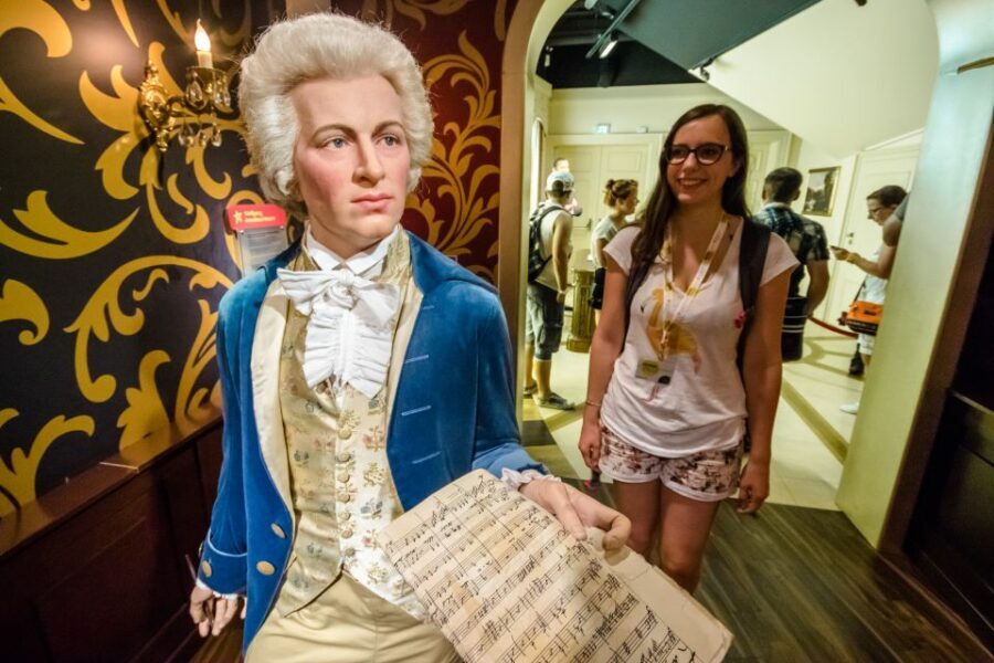 Vienna PASS: All incl. Sightseeing Pass for 85+ Attractions - Day 1 Route: Schönbrunn Palace and Zoo Without Wasting Half a Day