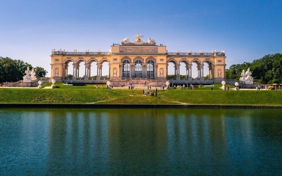 Vienna: Private Half-Day Sightseeing Tour - A Realistic Look at Timing: Quick Stops, Self-Exploration, and Free Time
