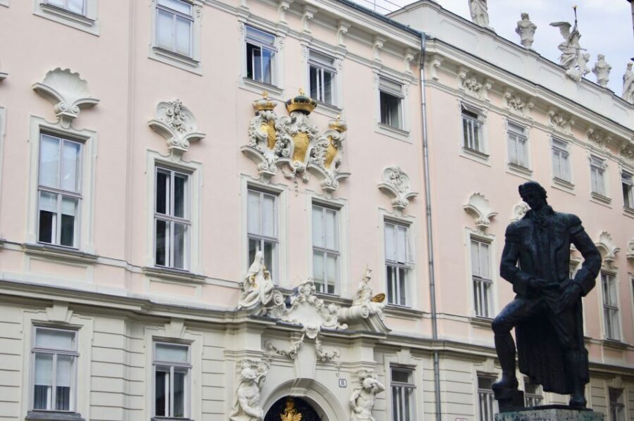 Vienna: Private Jewish Walking Tour - Helmut-Zilk-Platz: Where the Tour Sets Its Tone