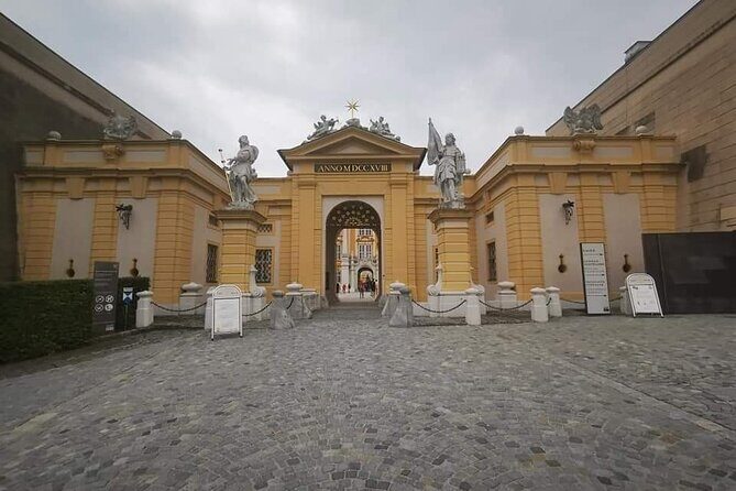 Vienna: Private Tour Wachau Dürnstein and Melk - Who this private Wachau day trip fits best