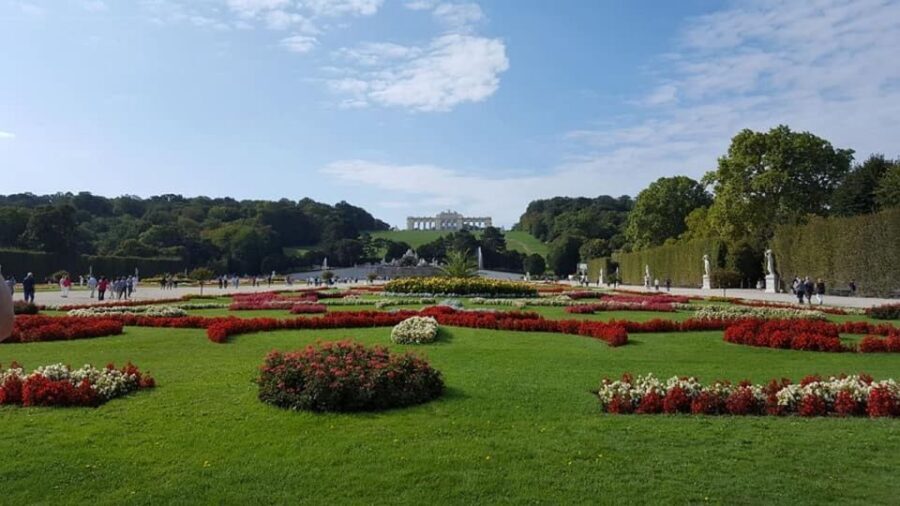 Vienna: Schönbrunn Palace and City Center Guided Tour - Walking time, pace, and what to bring