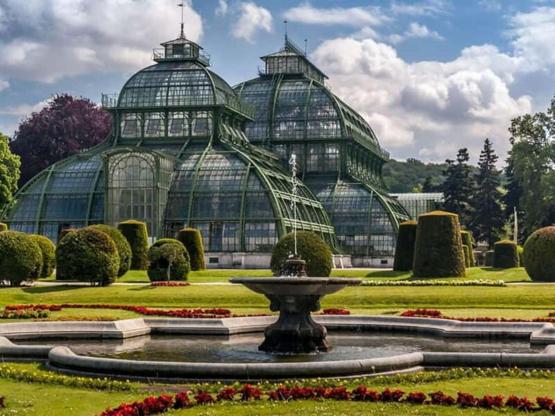 Vienna: Schönbrunn Palace and Gardens Tour - Why Schönbrunn Palace feels like Vienna at full volume