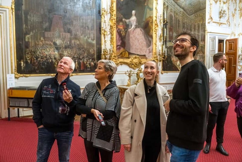 Vienna: Schönbrunn Palace Evening Tour, Dinner and Concert - Should you book this Vienna evening package?