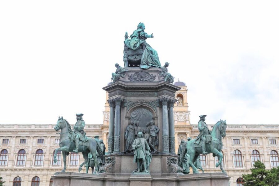 Vienna: Self-Guided Audio Walking Tour on Your Phone - Vienna State Opera and Maria-Theresien-Platz: Big-City Setting