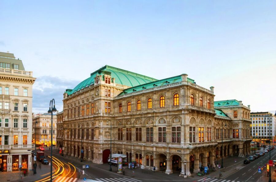 Vienna: Self-Guided Audio Walking Tour on Your Phone - How I’d Handle the App and Map Issues on a Real Day