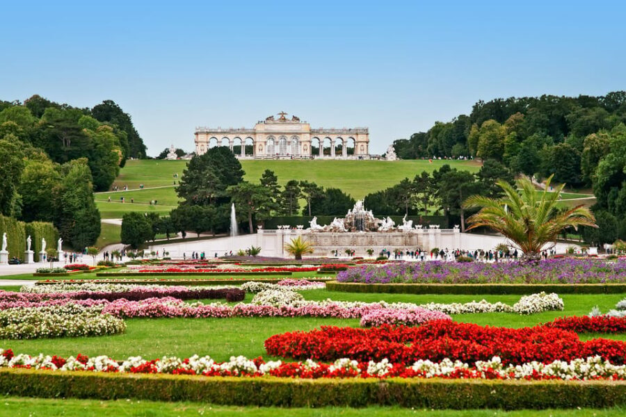 Vienna: Skip-the-Line Schönbrunn Palace and Gardens Tour - Key Things You’ll Notice on This Tour