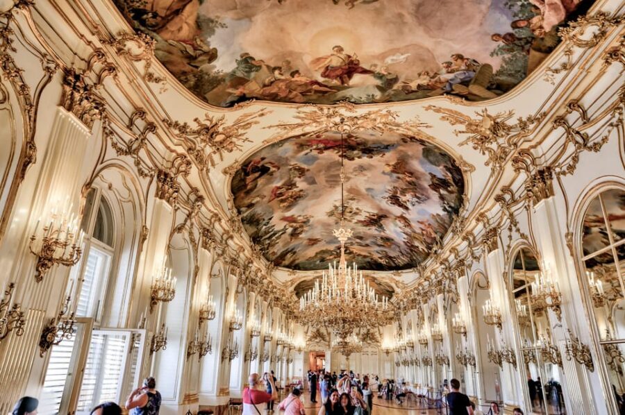 Vienna: Skip-the-Line Schönbrunn Palace and Gardens Tour - Inside Schönbrunn Palace: What You See in Those 22 Rooms
