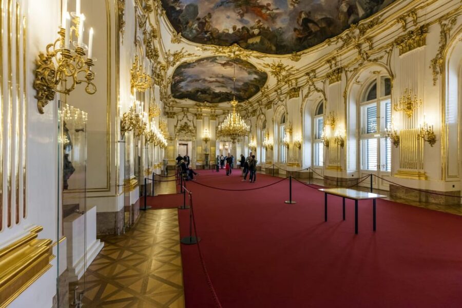 Vienna: Skip-the-Line Schönbrunn Palace and Gardens Tour - Headsets and Group Flow: The Comfort Factor