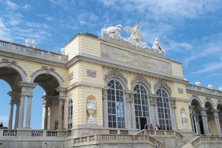 Vienna: Skip-the-Line Schonbrunn Palace Private Tour - Gloriette hill: why that monument is about politics, not views