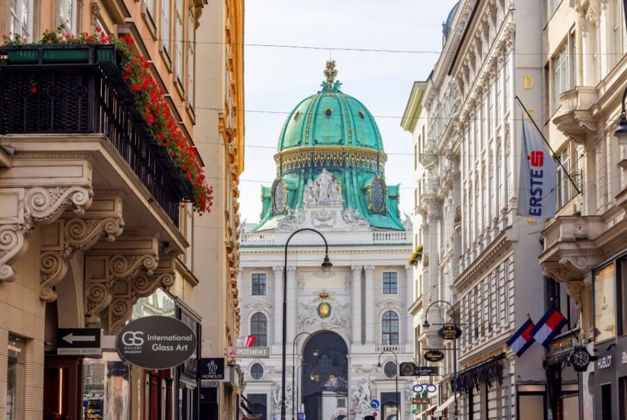 Vienna: Skip-the-Line Sisi Museum, Hofburg and Gardens Tour - Imperial Apartments at Hofburg: opulence you can feel in your feet