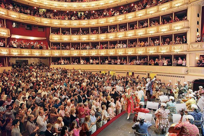 Vienna State Opera House Mozart Concert in Historical Costumes - The Sound of the Night: What You’ll Hear (and Why It’s Not a Full Opera)