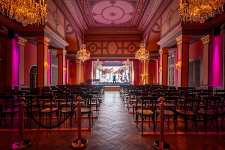 Vienna: Strauss Museum – Music&History in Historic 1837 Hall - The 2,000 m² interactive classical music history: walk, listen, then look again