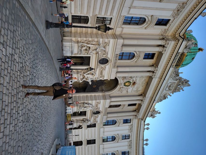 Vienna - the making of a Weltstadt - guided Citytour - Am Hof and Kohlmarkt: reading the city like a map