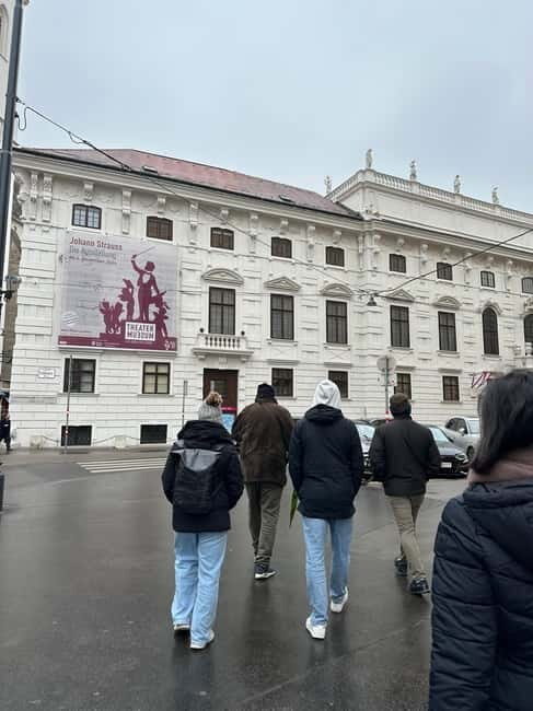 Vienna: The Ultimate Full Meal Austrian Food Tour - Guides and the talking part: English, stories, and practical tips