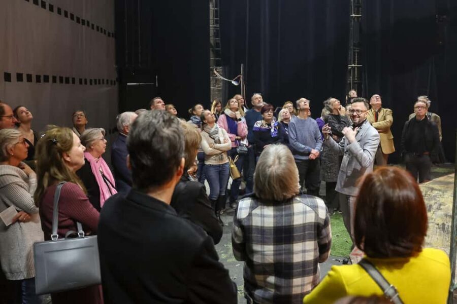 Vienna: Theater an der Wien Backstage Tour - FAQ