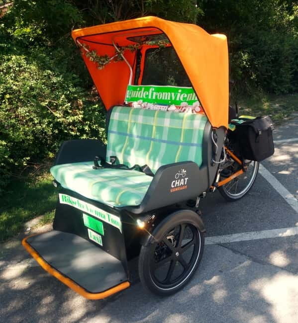 Vienna: Tour with locals in RAXI electric rickshaw - What happens if weather cancels the RAXI ride