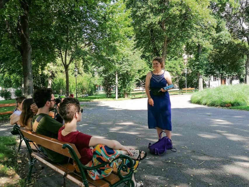 Vienna: True Crime Guided Walking Tour - Stops and flow: what each part of the 2 hours feels like