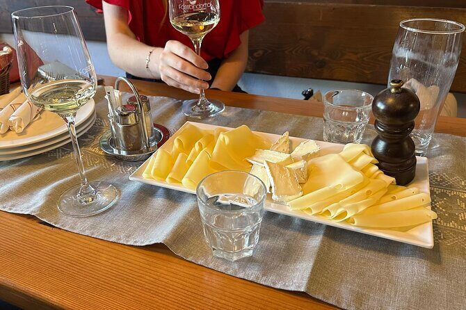 Vienna : Vienna Forest Tour with Underground Lake and Wine Tasting - Timing, Comfort, and the Role of the Guide